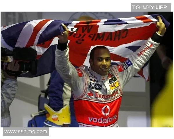 意大利足球黑人球星的奋斗历程与荣耀瞬间揭秘