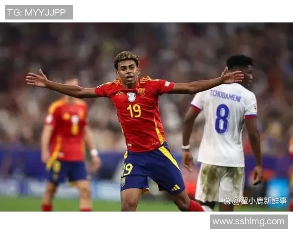 西班牙足球史上十大传奇球星及其辉煌成就回顾 西班牙足球史上十大传奇球星及其辉煌成就回顾